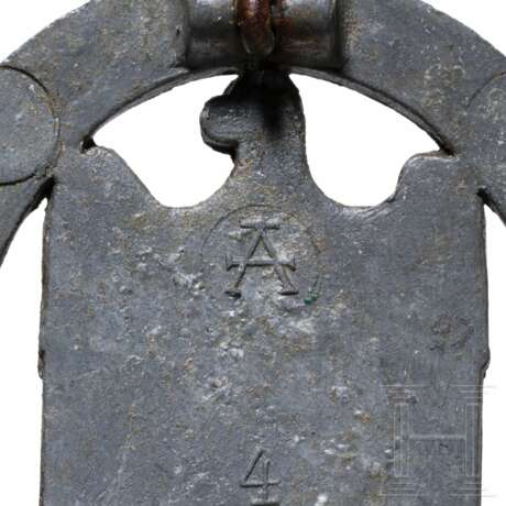 A General Assault Badge, Assmann 4 - photo 3 A General Assault Badge, Assmann 4 - photo 3