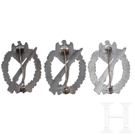 Three Infantry Assault Badges in Silver by JFS, FZS, and Ernst Müller - photo 2 Three Infantry Assault Badges in Silver by JFS, FZS, and Ernst Müller - photo 2