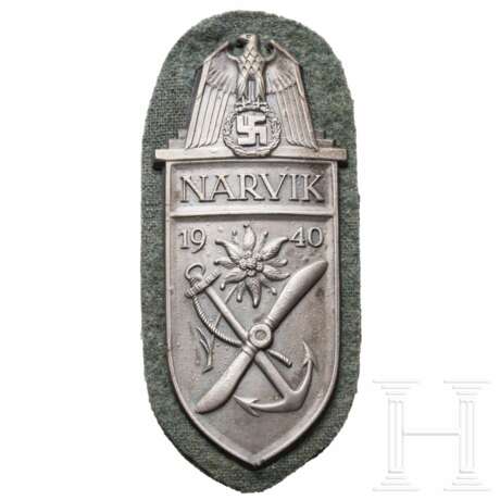 An Army Narvik Shield, manufacturer Juncker - photo 1 An Army Narvik Shield, manufacturer Juncker - photo 1