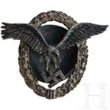 A Luftwaffe Pilot's Badge on screw-back, manufacturer Juncker - фото 1