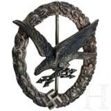 An Air Gunner's and Flight Engineer's Badge, tin wreath, manufacturer Juncker - photo 1