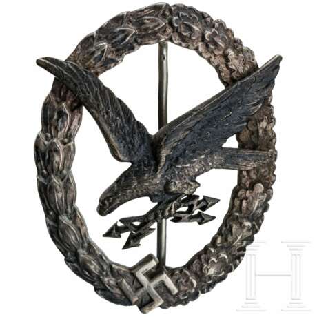 An Air Gunner's and Flight Engineer's Badge, tin wreath, manufacturer Juncker - photo 1