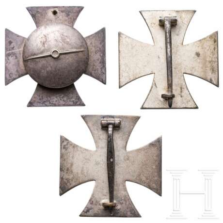 A collection of 1939 Iron Crosses 1st Class with cases of issue - photo 2 A collection of 1939 Iron Crosses 1st Class with cases of issue - photo 2