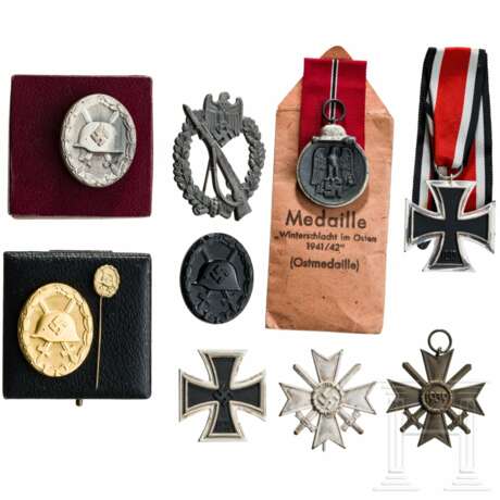 Hauptmann Alfred Schneckenberger - a pay book, certificates and medals of the Gebirgsjäger - Foto 2 Hauptmann Alfred Schneckenberger - a pay book, certificates and medals of the Gebirgsjäger - Foto 2