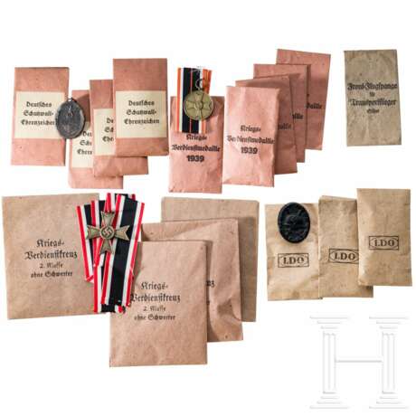 Orders in paper bags from the manufacturer's stock of Friedrich Orth, Vienna - фото 1