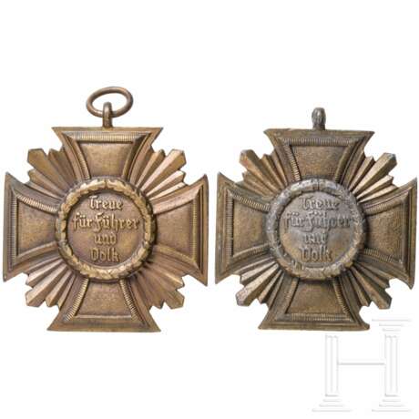 Two NSDAP Long Service Awards in Bronze - photo 2 Two NSDAP Long Service Awards in Bronze - photo 2