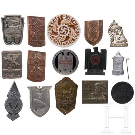 A collection of WHW badges and tinnies - photo 1 A collection of WHW badges and tinnies - photo 1