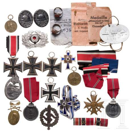 A small group of orders/medals - фото 1