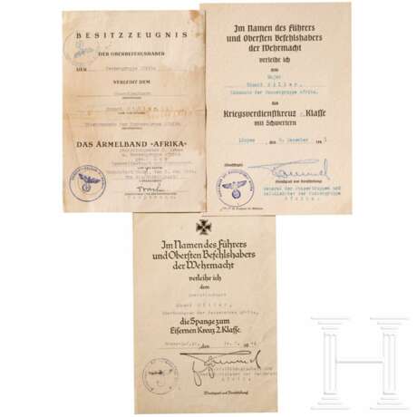 Oberstleutnant Eduard Hiller - three award documents, one signed by GFM Erwin Rommel - Foto 1