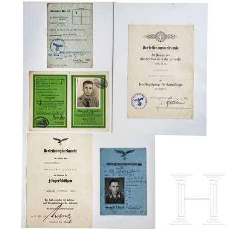 Document grouping of an Unteroffizier serving with Kampfgeschwader 100, Luftwaffe Honor Goblet winner - Foto 1
