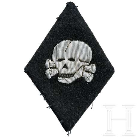 SS-Totenkopfverbände - a sleeve diamond for officers - Foto 1