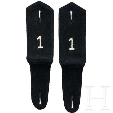 A pair of EM shoulder boards for a member of the SS-Totenkopf-Standarte 1 Oberbayern - фото 3 A pair of EM shoulder boards for a member of the SS-Totenkopf-Standarte 1 Oberbayern - фото 3