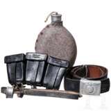 A Waffen-SS buckle with belt and canteen - фото 1
