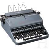 An SS typewriter, Model "Olympia Robust" - photo 1