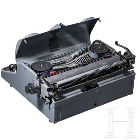 An SS typewriter, Model "Olympia Robust" - photo 2 An SS typewriter, Model "Olympia Robust" - photo 2