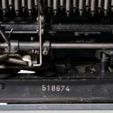 An SS typewriter, Model "Olympia Robust" - photo 4