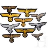 A collection of breast and cap eagles - Foto 1