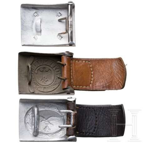 A collection of Heer and Luftwaffe EM/NCO belt buckles - photo 3