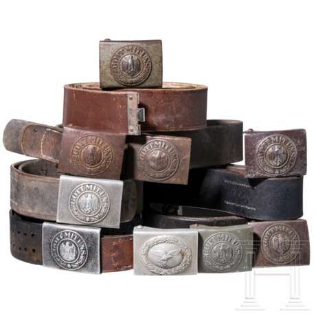 A collection of Heer and Luftwaffe EM/NCO belt buckles - photo 1