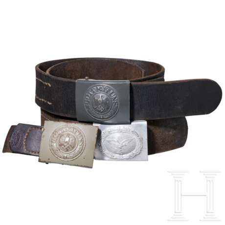 Three belt buckles - Foto 1 Three belt buckles - Foto 1