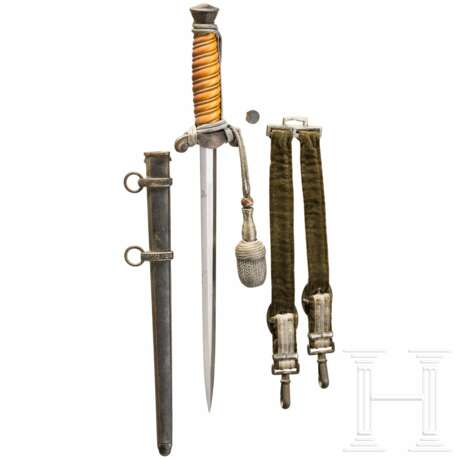 An Army officer's dagger with hangers und portepee, Alcoso - Foto 2 An Army officer's dagger with hangers und portepee, Alcoso - Foto 2