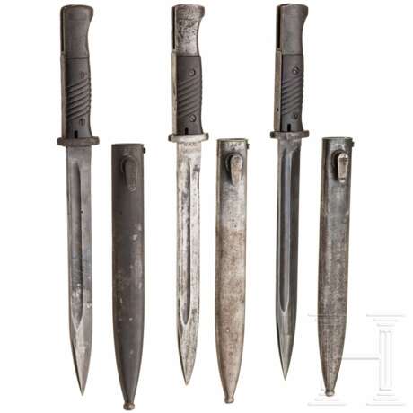 A collection of bayonets SG 84/98 - photo 1 A collection of bayonets SG 84/98 - photo 1