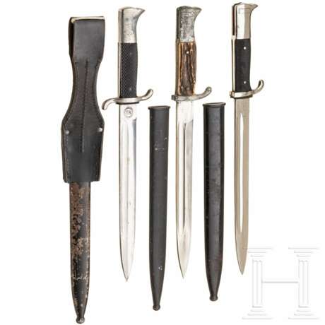 A collection of dress bayonets KS98 - photo 2 A collection of dress bayonets KS98 - photo 2