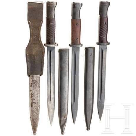 A collection of bayonets SG 84/98 - photo 2 A collection of bayonets SG 84/98 - photo 2