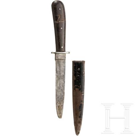 A Wehrmacht trench knife, PUMA - photo 1 A Wehrmacht trench knife, PUMA - photo 1