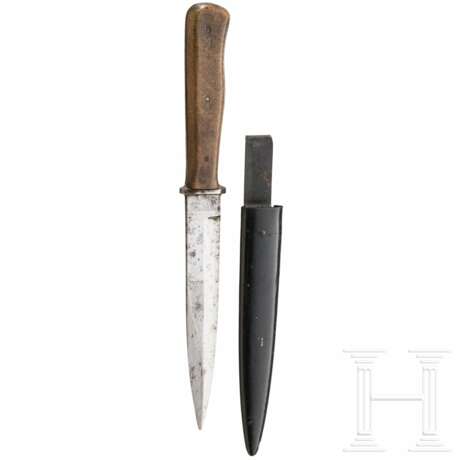A Wehrmacht trench knife, F. W. Höller - photo 1 A Wehrmacht trench knife, F. W. Höller - photo 1