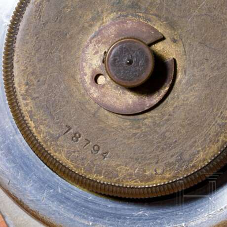 A large on-board clock with 8-day movement from Kienzle for vehicles, airplanes, etc. - photo 3