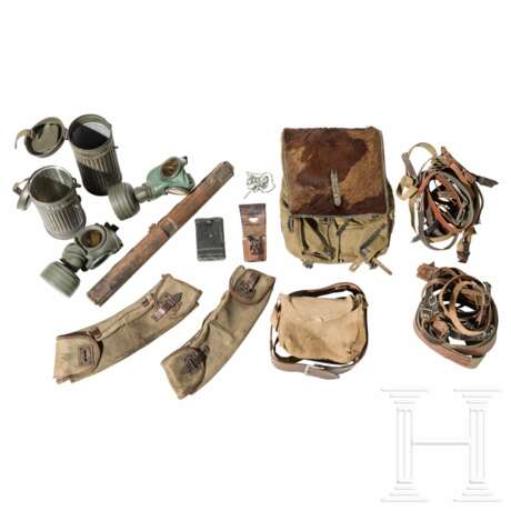 An equipment collection with barrel carrier 42, Y-strap, gas masks, belts and MG 13 magazine pouches - photo 1 An equipment collection with barrel carrier 42, Y-strap, gas masks, belts and MG 13 magazine pouches - photo 1