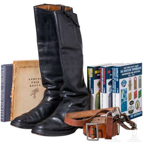 A pair of boots, a belt and books - photo 1 A pair of boots, a belt and books - photo 1