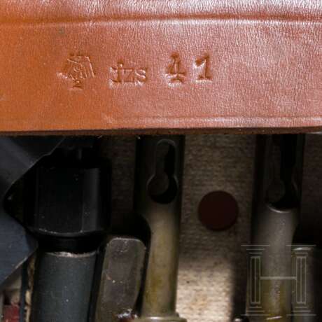 A Luftwaffe gunner's tool pouch for MG 15 and a pouch for the rifle grenade device - photo 4