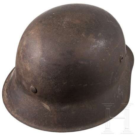 An army steel helmet M 42 with single decal - фото 4