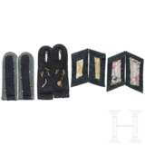 A group of army Insignia and a belt - фото 2