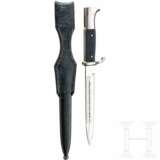 An etched dress bayonet KS98 with frog, manufacturer Gustav Spitzer - фото 2