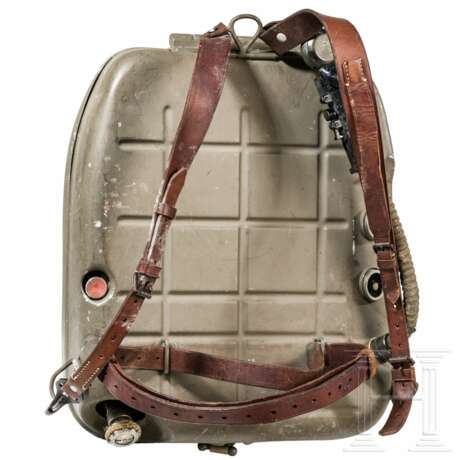 An army breathing aperture - photo 2 An army breathing aperture - photo 2