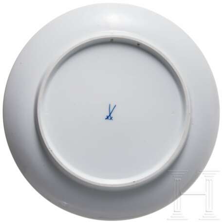 A Meissen plate for the 8th Tank Regiment - photo 2 A Meissen plate for the 8th Tank Regiment - photo 2