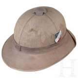 A Luftwaffe tropical helmet for the blue tunic - фото 4