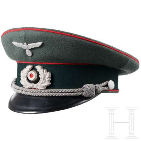 A visor cap for artillery officers - Foto 1 A visor cap for artillery officers - Foto 1
