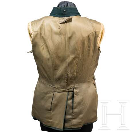 A parade tunic for a Sergeant in Mountain Artillery Regiment 79 (Garmisch-Partenkirchen) - photo 6 A parade tunic for a Sergeant in Mountain Artillery Regiment 79 (Garmisch-Partenkirchen) - photo 6