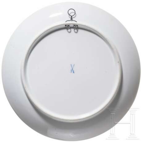 A Meissen regimental plate "Artillery Regiment 4" - photo 2 A Meissen regimental plate "Artillery Regiment 4" - photo 2