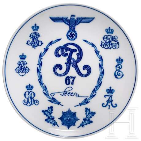Infanterieregiment 67 von Seeckt - a Meissen porcelain plate - photo 1 Infanterieregiment 67 von Seeckt - a Meissen porcelain plate - photo 1