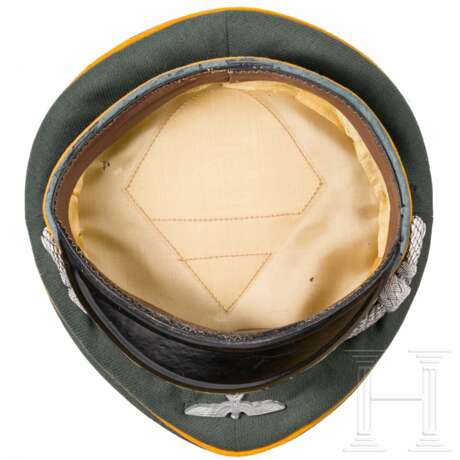 A visor cap for cavalry officers - photo 3