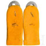 A pair of shoulder boards for a Colonel in Cavalry Regiment 5 - photo 2