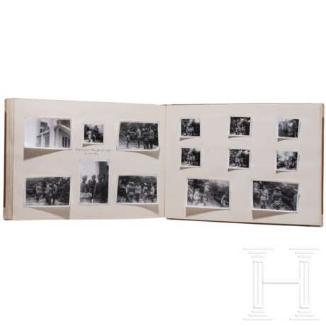 A group of photo albums of an Oberleutnant serving in Armee-Nachrichten-Regiment 521 - photo 2