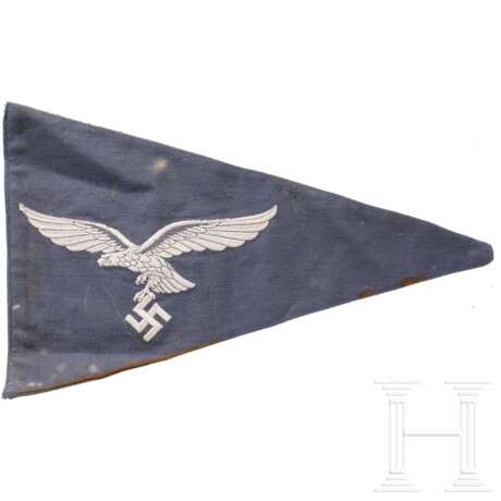 A vehicle pennant for air force officers - photo 1