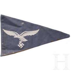 A vehicle pennant for air force officers