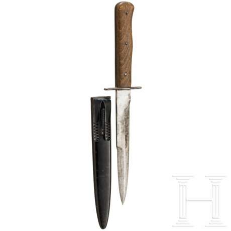A Luftwaffe trench knife - фото 2